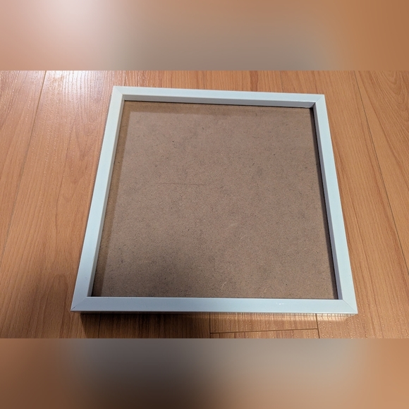 Square Picture Frame - Picture 1 of 2